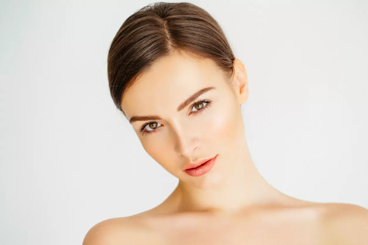 1 bis 3 exklusive Gesichtsbehandlungen– Skin-Booster-Biorevitalisierung mit 2 ml Hyaluron (bis 45% sparen) - Primary Image