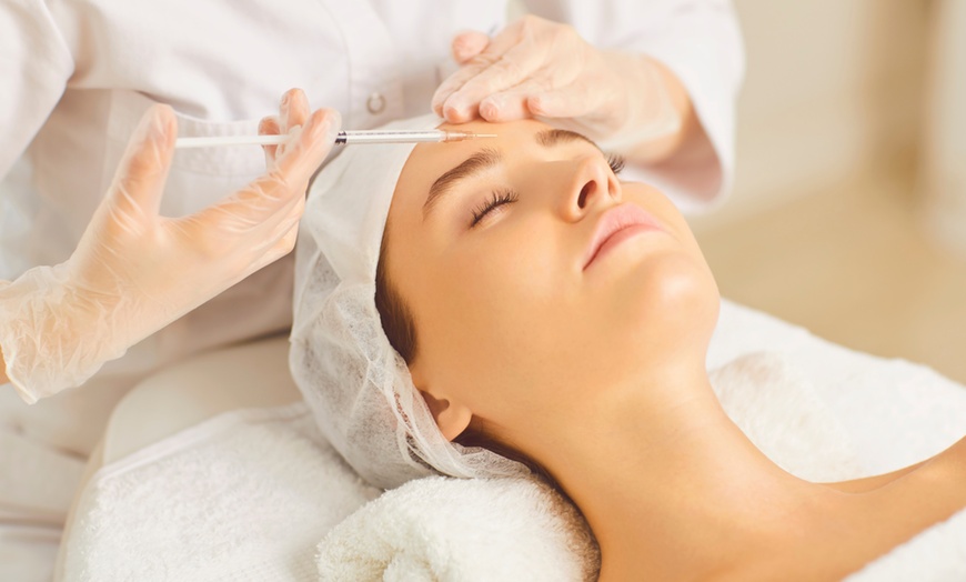 Image 1: Enhance Your Skin with Polynucleotide Injections 