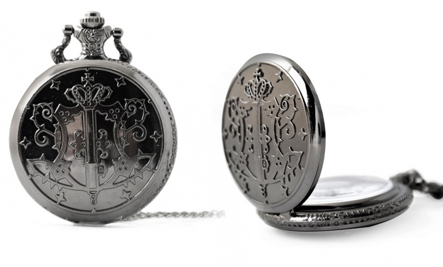 Image 6: Clamshell Unisex Pocket Watch