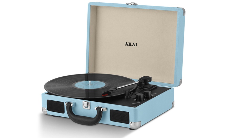 Image 8: Akai Rechargeable Turntable