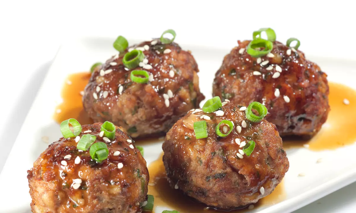 Up to 47% Off one week of lunch and dinner del at Shape Lovers - Primary Image