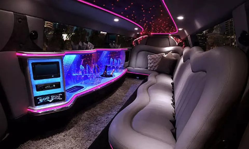 One-Hour Stretch Limousine Hire