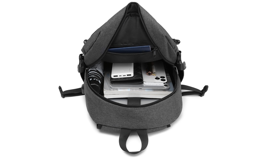 Image 38: Kono Rucksack mit USB-Ladeanschluss