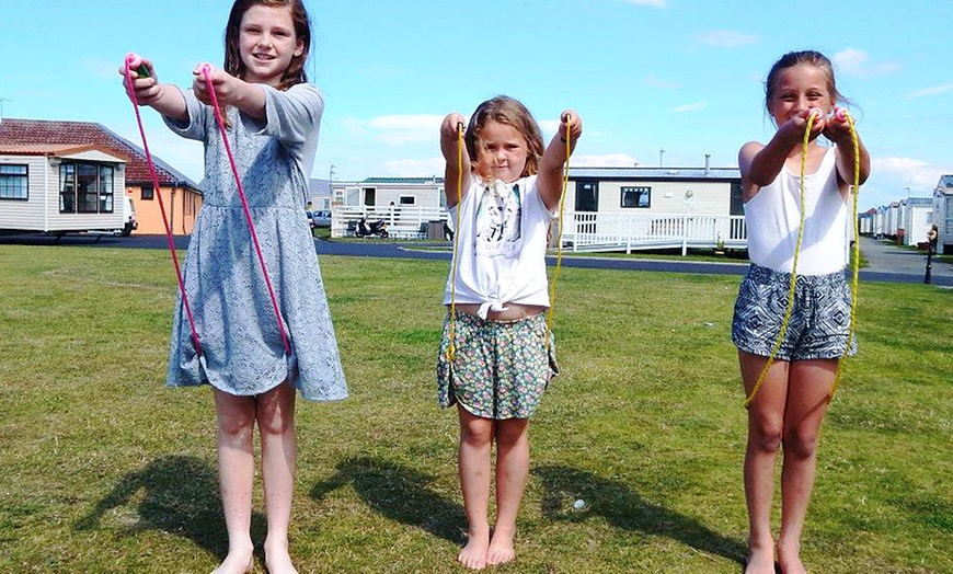 Image 5: North Wales Coast Park in Towyn