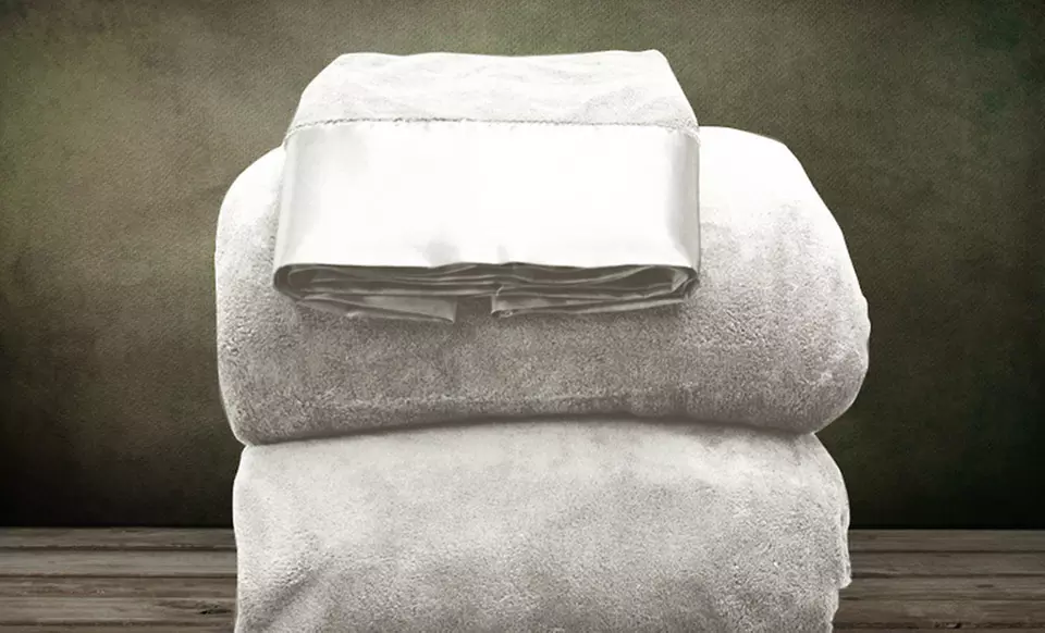 Home Collection Fleece Sheets (Up to 79% Off). Multiple Sizes and Colors Available. - Second Medium