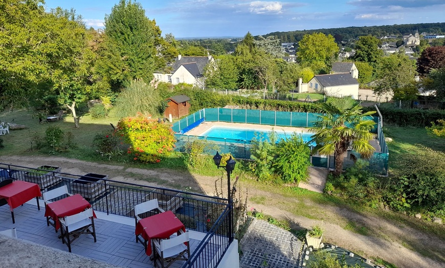 Image 9: Pays de la Loire : chambre standard ou confort avec piscine et pdj