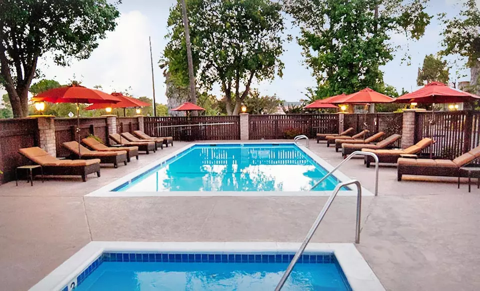 1-Night Stay with Dining Credit at Hummingbird Inn in Southern California - Primary Image