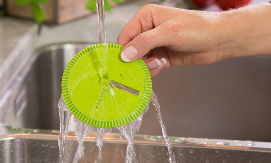 Image 11: Tower Spiralizer and Grater