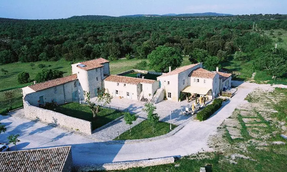 Hérault : 1 à 2 nuits avec petit-déjeuner et option dîner à l'hôtel Le Mas de Baumes pour 2 personnes - Primary Image