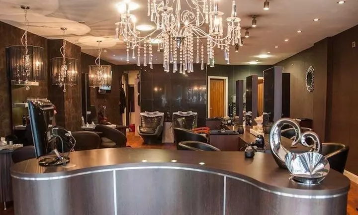 Luxury Short Haircut & Styling at The Dalton Street Salon