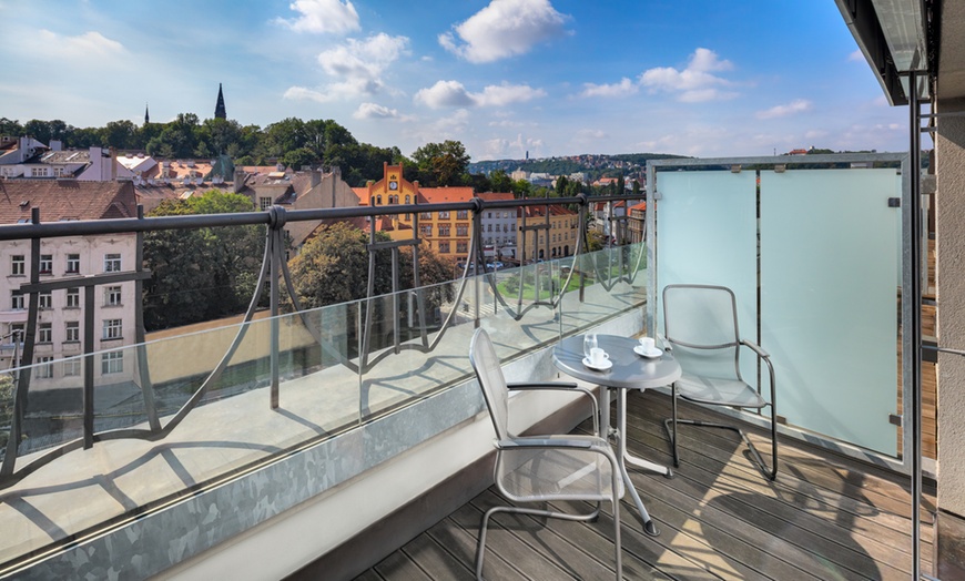 Image 10: Prague: Standard or Superior Double Room with Breakfast