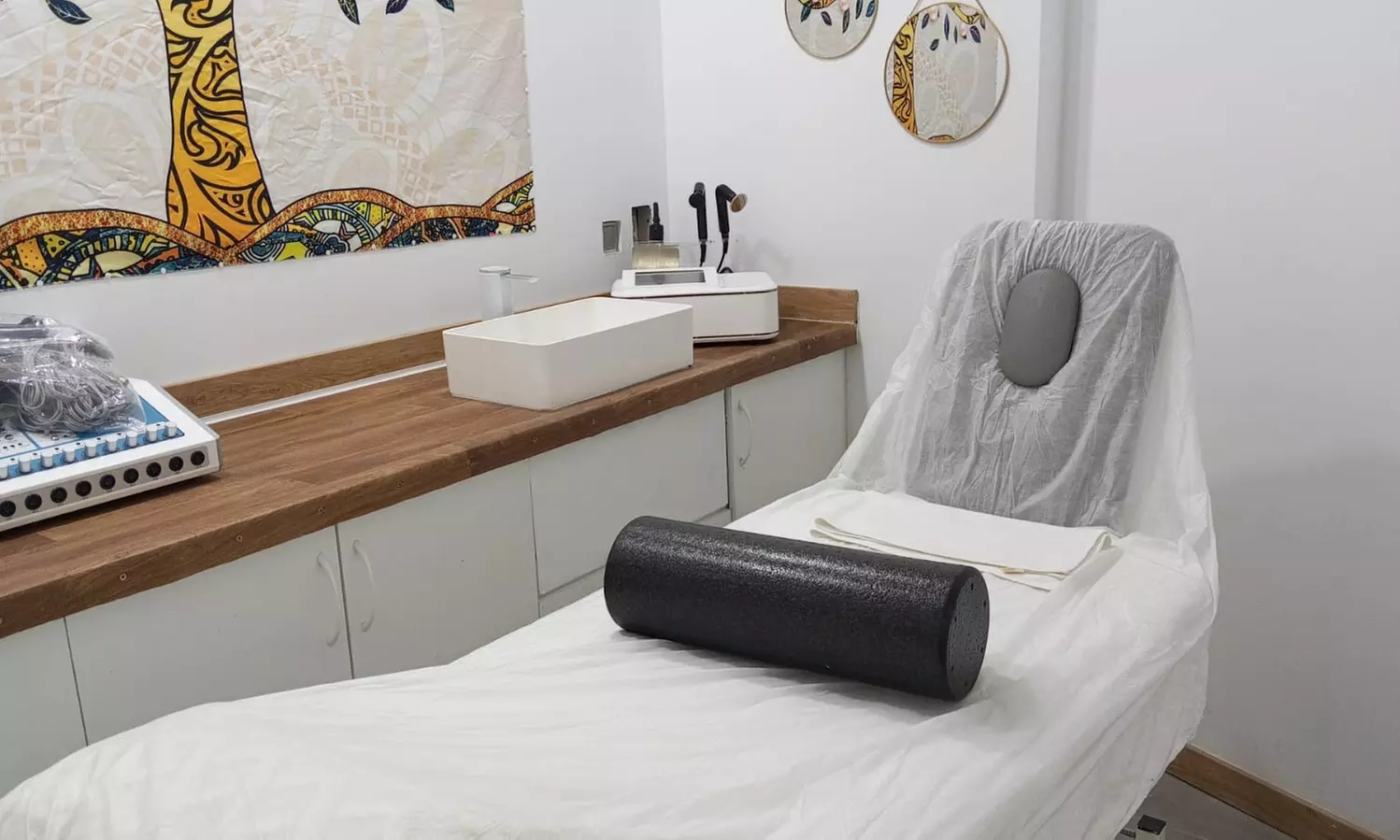 Cuida tu rostros con una higiene facial básica con tratamientos adicionales a elegir para 1, ahorra hasta un 42% - Primary Image