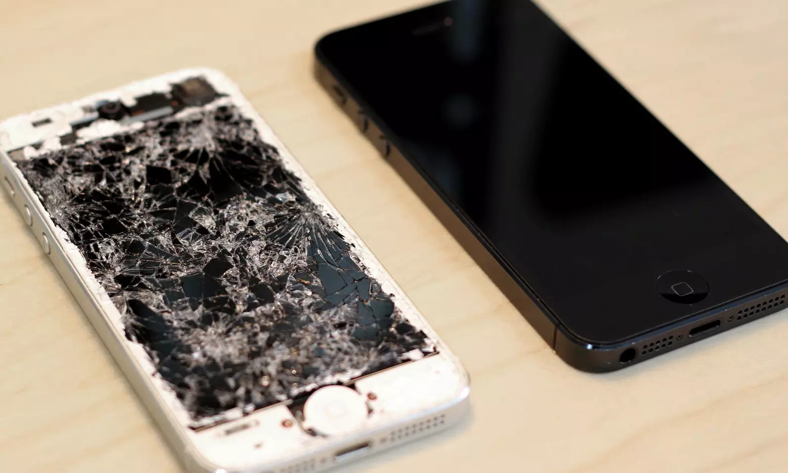 Front Digitizer and Screen Repair for a Mobile Device at We Can Fix It (Up to 63% Off). Three Options Available. - Primary Image