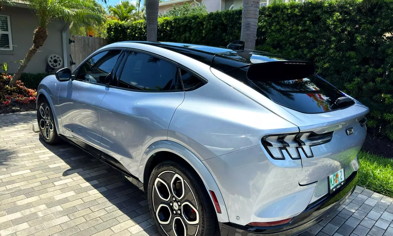 Interior & Exterior Detailing and Ceramic Coating