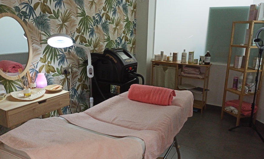 Image 2: Limpieza facial y tratamiento antiaging en P de Paula Care & Hair