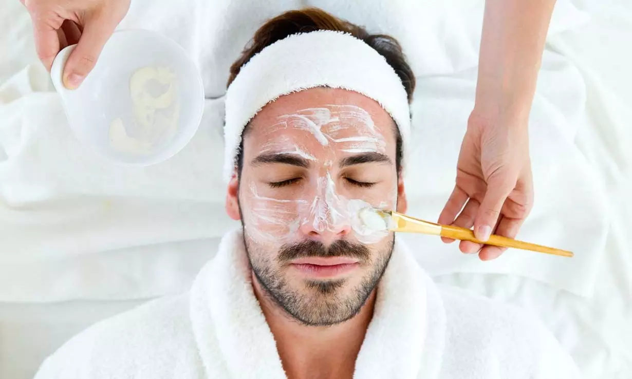 Up to 48% Off on Facial - Men's at Perfect Look Gents Salon/Hair Fixing Centre - Primary Image