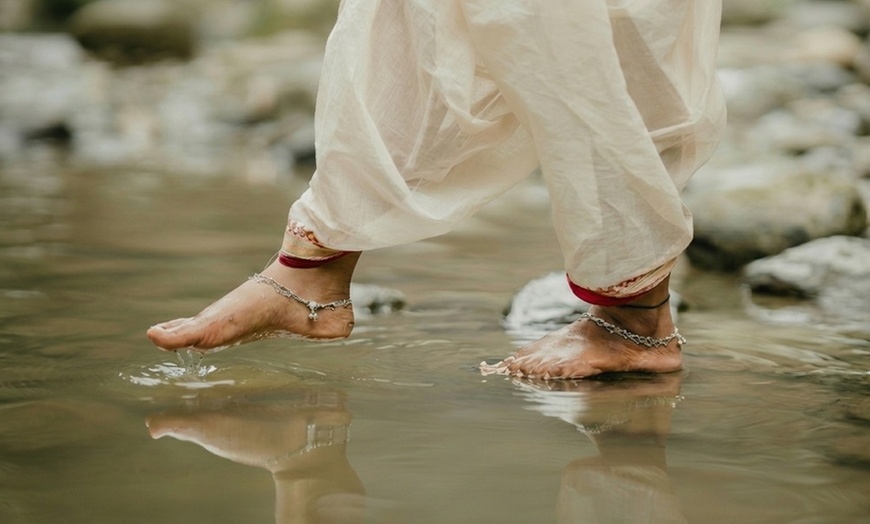 Image 2: 150-Minute Modesty-Safe Women's Retreat Experience