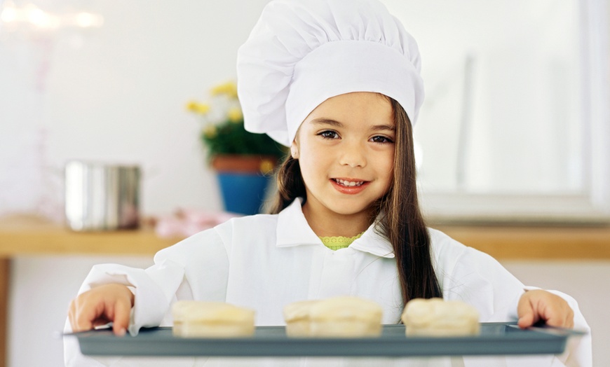 Image 1: Kids Pizza-Making Party