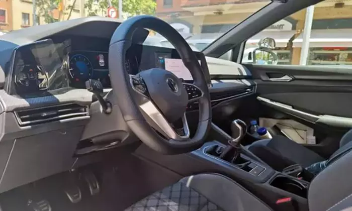 Curso teórico intensivo de conducir con 2 o 4 clases prácticas