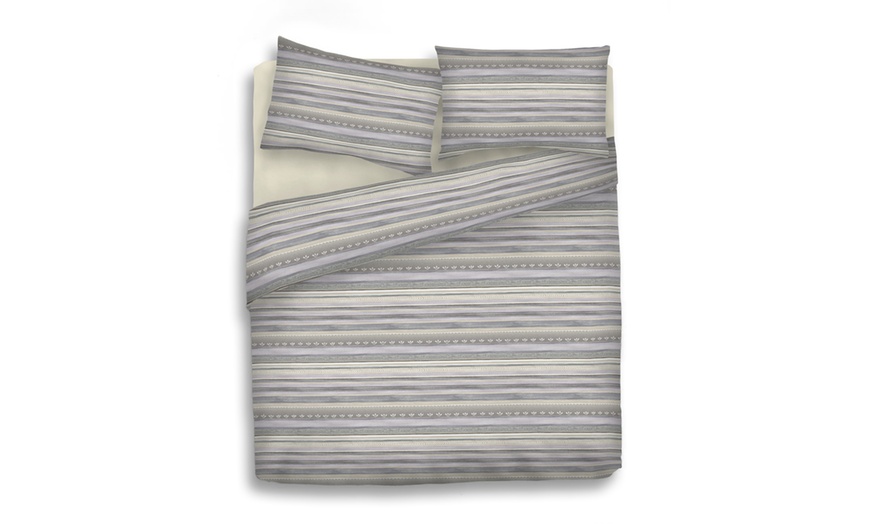 Image 24: Parure copripiumino