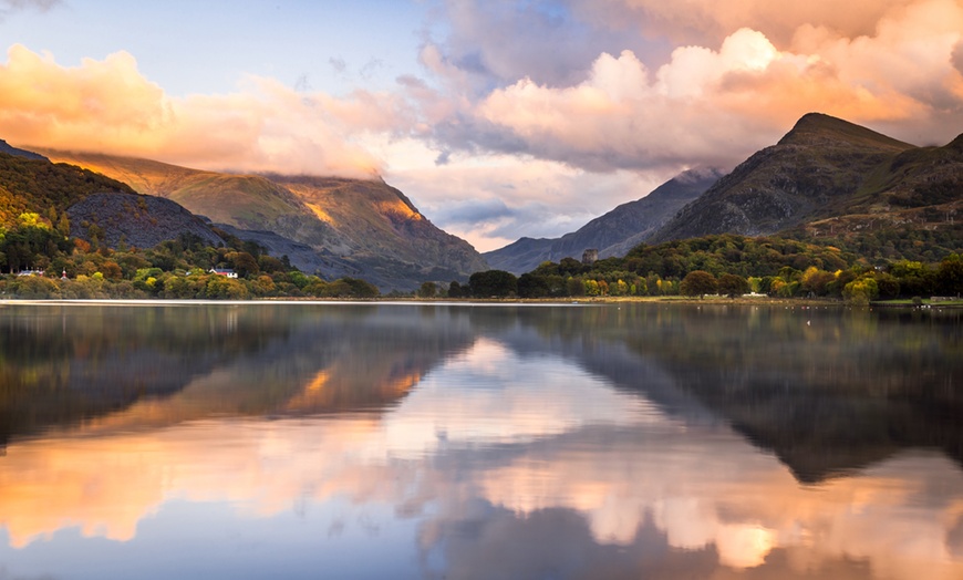 Image 2: Snowdonia: 2 or 3 night Spa Break