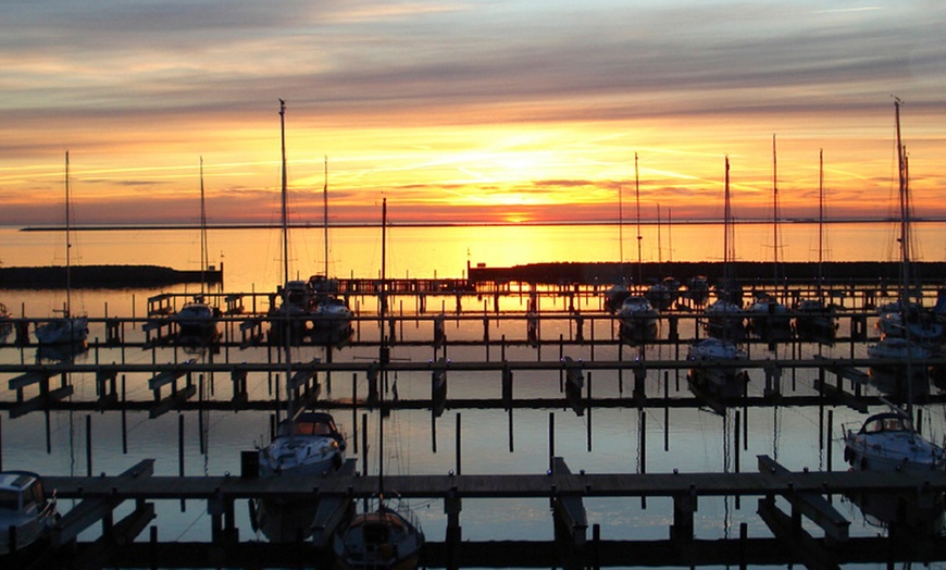 Image 4: Roompot in Volendam