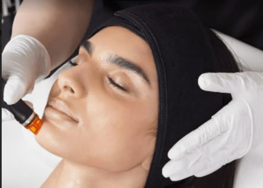 Up to 60% Off on HydraFacial at Claudia Bechara Skin Care Studio