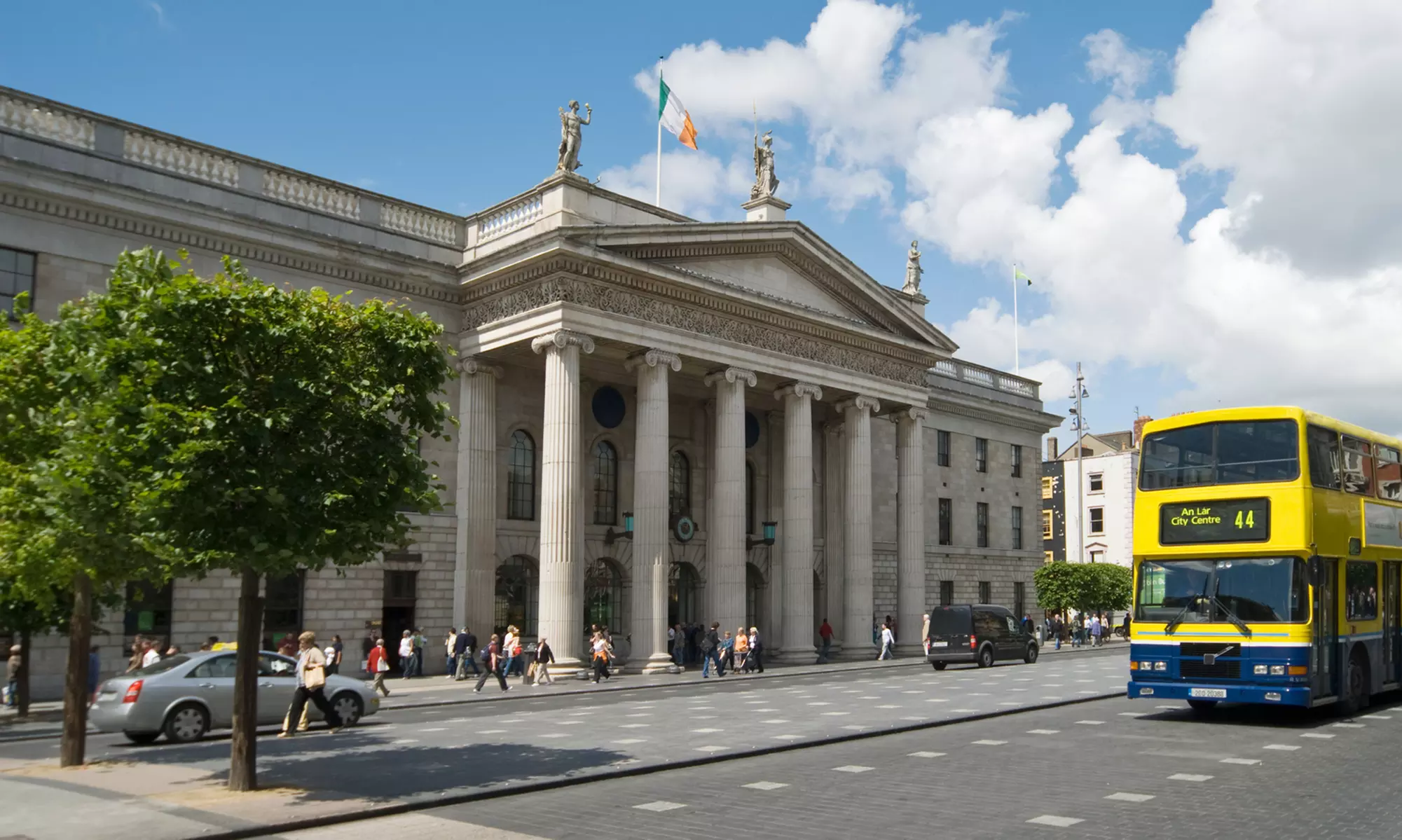 ✈ 6-Day Ireland: Dublin Getaway with Air from TripToGo