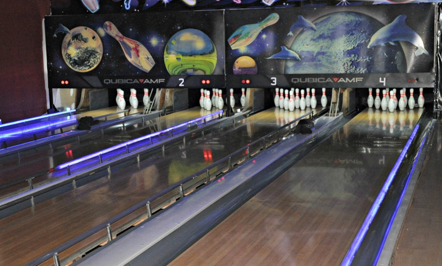 Image 1: Bowling Game at Wanasa Land