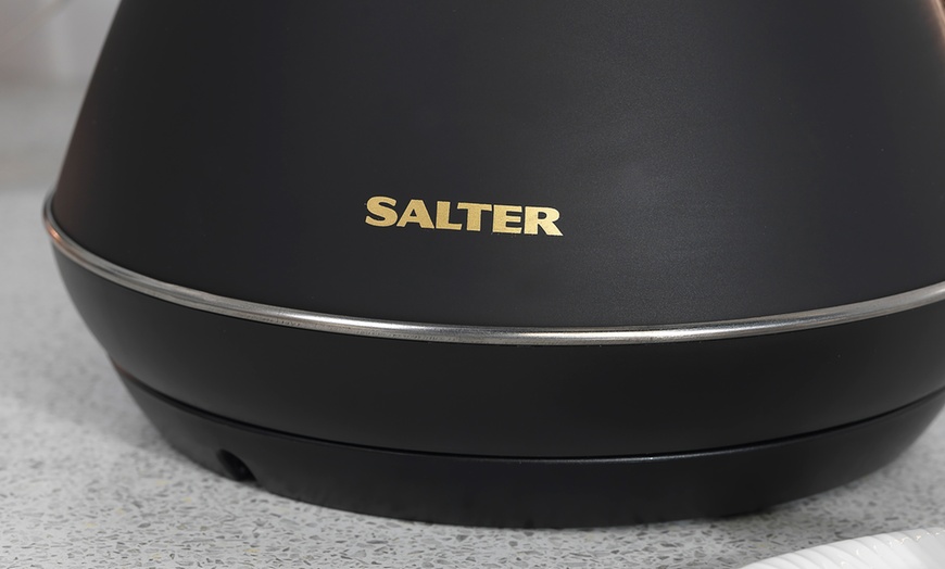 Image 10: Salter Kettle and Toaster Set