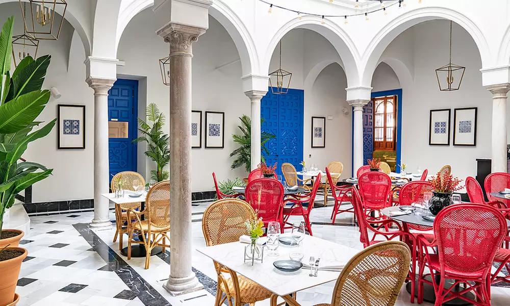 Cocina sevillana auténtica para 2 personas en La Despensa de Molviedro