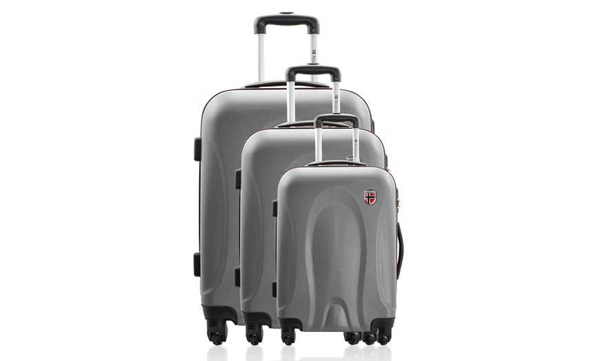 Image 5: Geographical Norway Luggage Sets