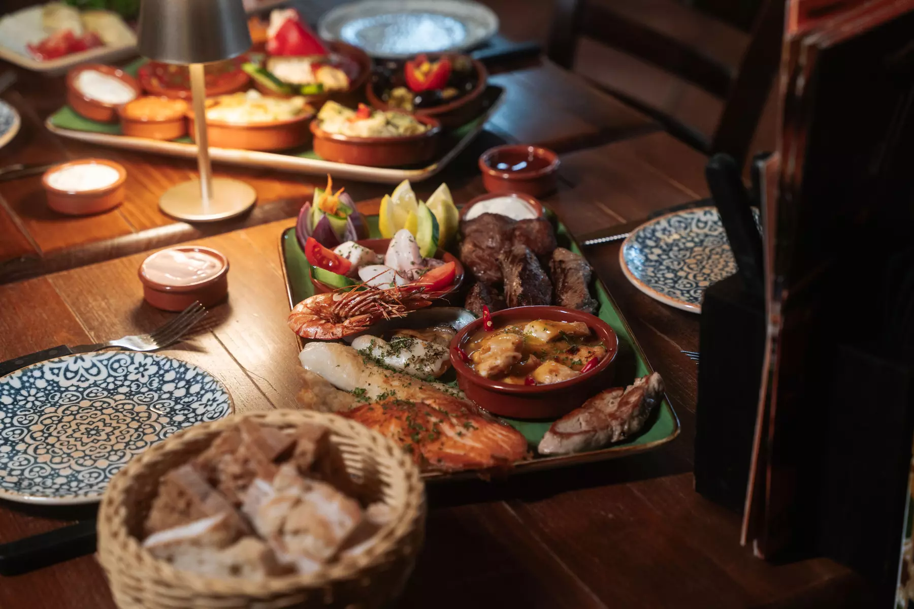 Urlaub auf dem Teller: Gemischte Platte nach Wahl für 2 bis 4 Personen