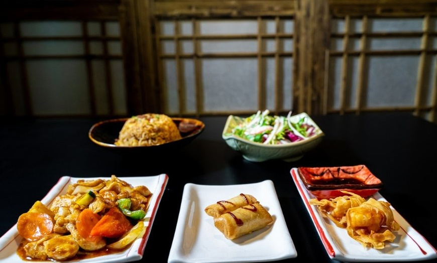 Image 5: Buffet libre de sushi por la noche para dos personas