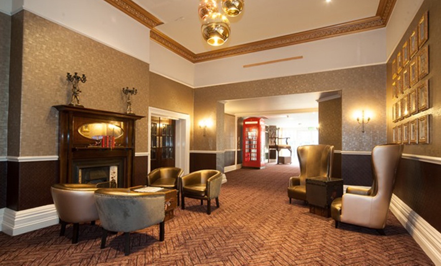 Image 2: 4* Elegant Hotel in Chester