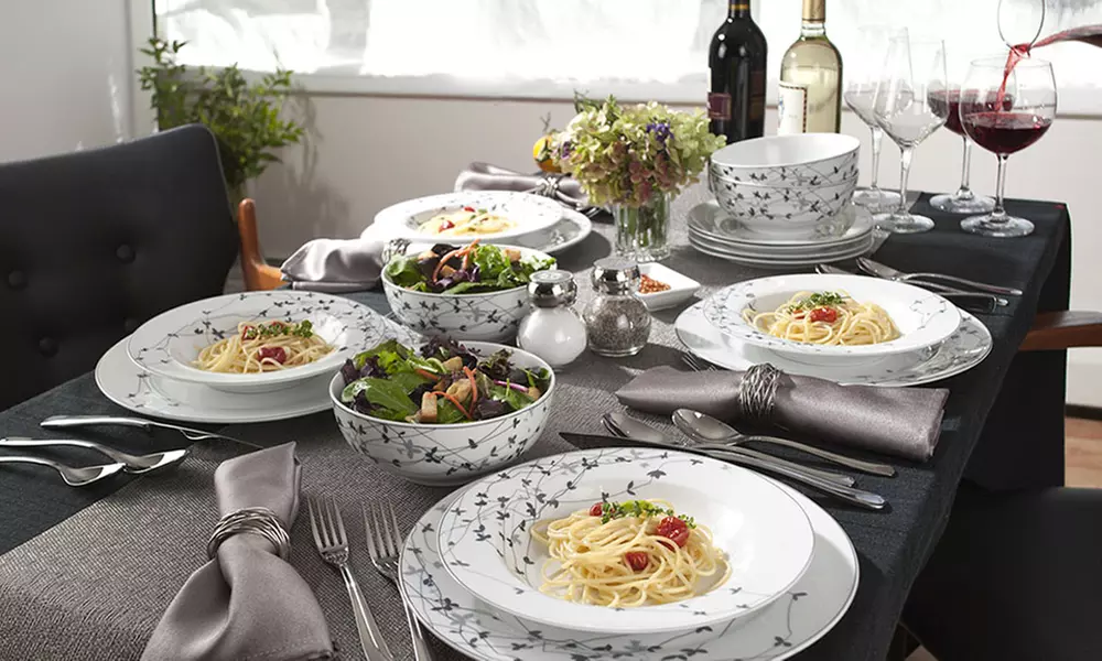 Formal Porcelain Dinnerware Set (16-Piece) - Second Medium