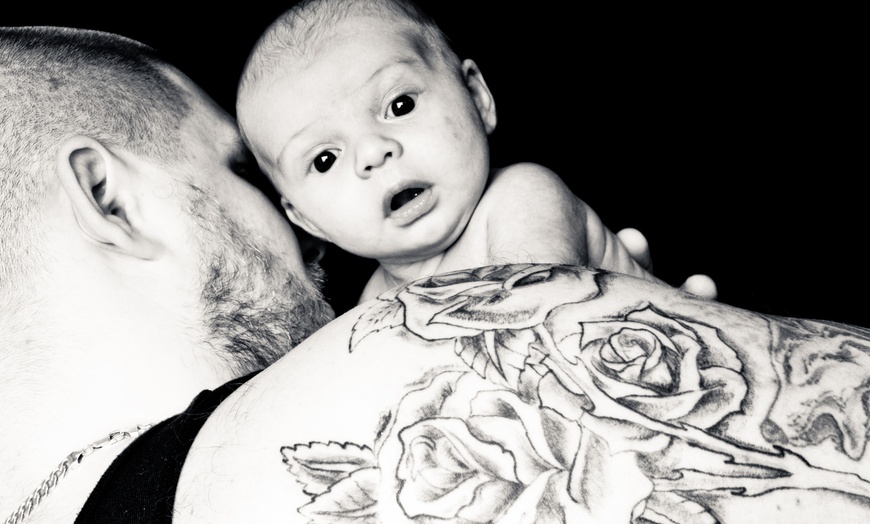 Image 6: Father and Children Photoshoot