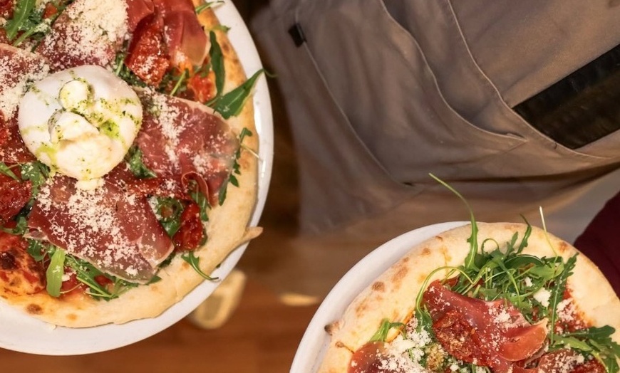 Image 7: Menú italiano para 2 o 4 con pizzas a la pala y botella de lambrusco