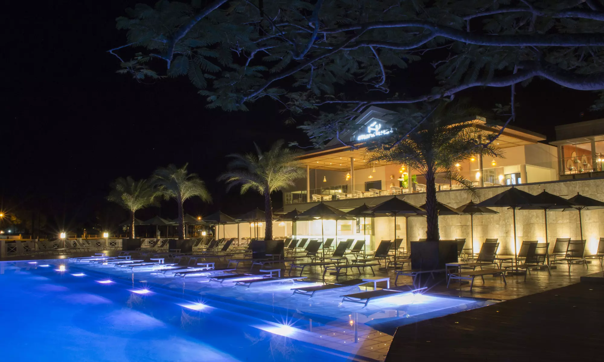 ✈ 4-Night All-Inclusive VH Atmosphere Resort Stay w/Air from Travel By Jen. Price per Person Based on Double Occupancy. - Primary Image
