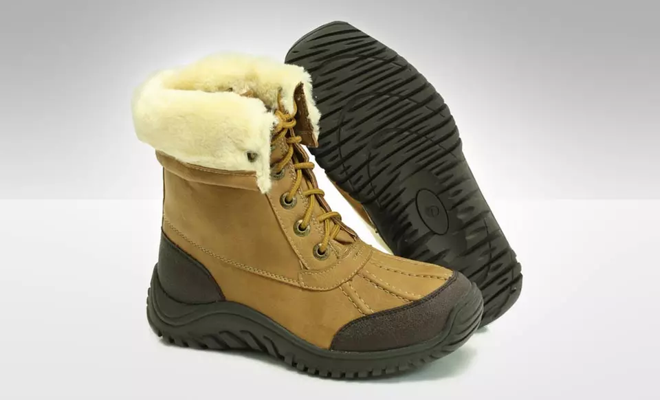 $38.99 for Lamo Women's Fleece-Lined Water-Resistant Boots﻿ ($60 List Price). Free Shipping and Returns. - Second Medium