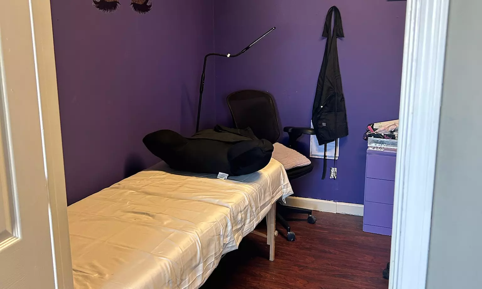 Brows Shaping, Tinting / Shaping and Tinting/Lamination