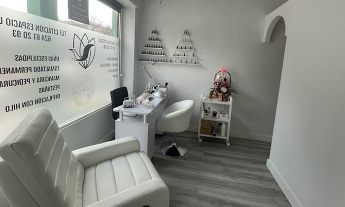 Limpieza facial con microdermoabrasión con punta de diamante e Indiba