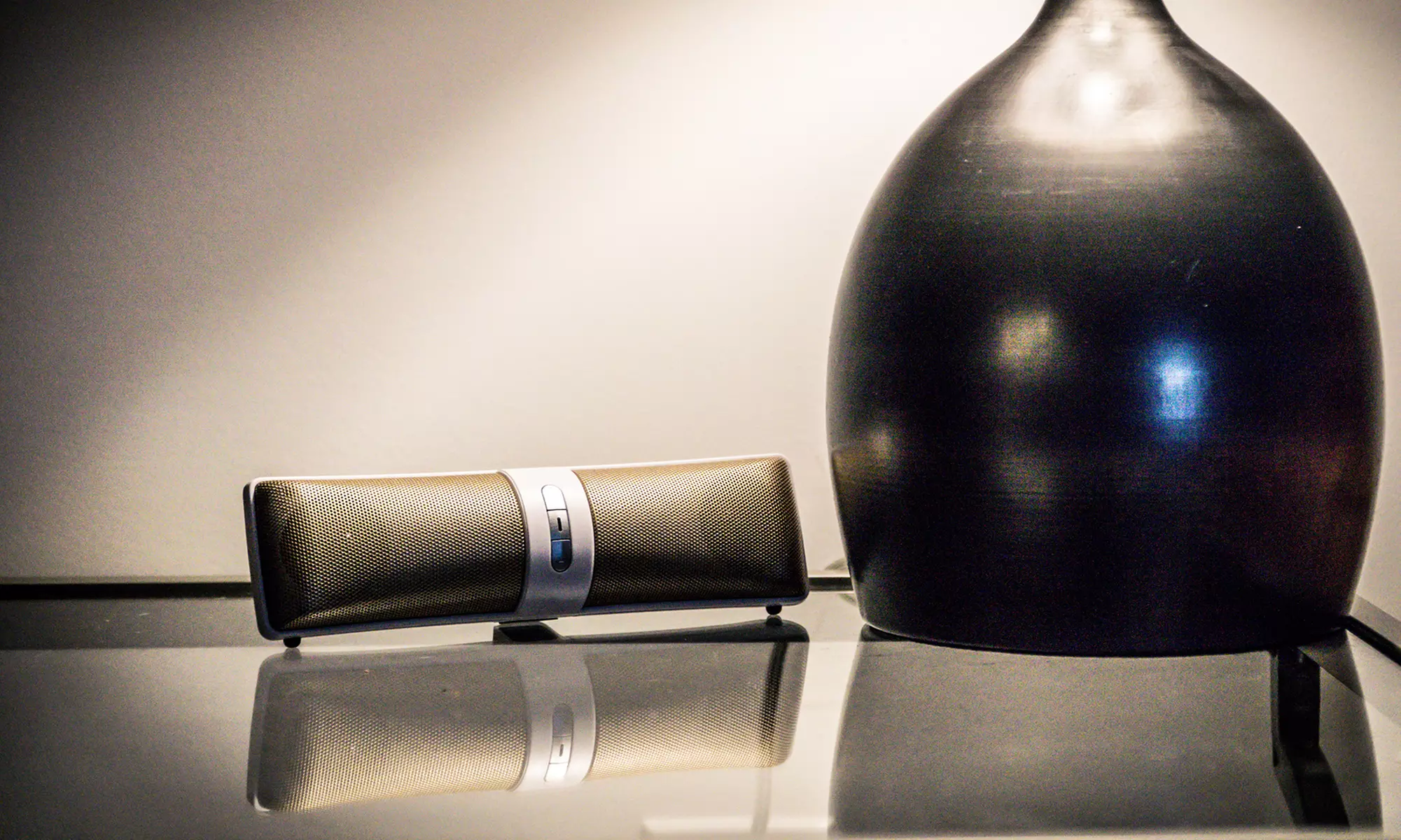Vivitar Metallic Bluetooth Speaker - Primary Image