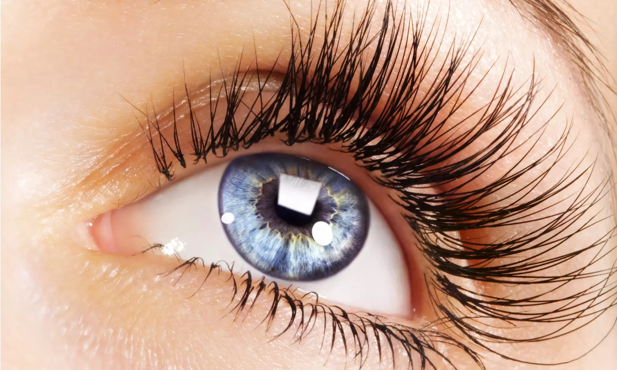 $60.50 for a Full Set of Glam Eyelash Extensions at Enso Nails & Spa ($200 Value) - Primary Image
