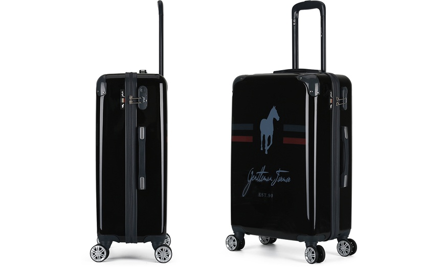 Image 19: Weekend Medium-Size Suitcase