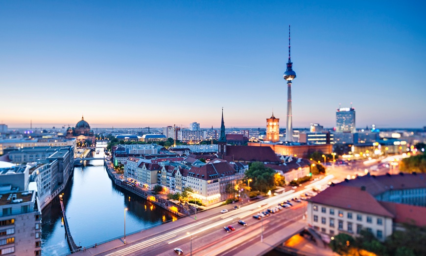 Image 1: ✈ Berlin: 2 to 4 Nights with Flights