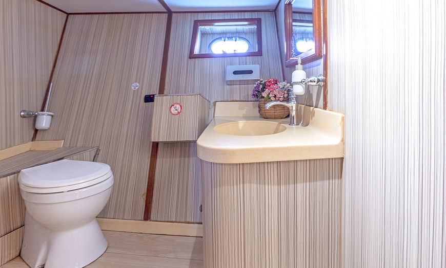 Image 38: Private Yacht Hire from Bissalama Yachts