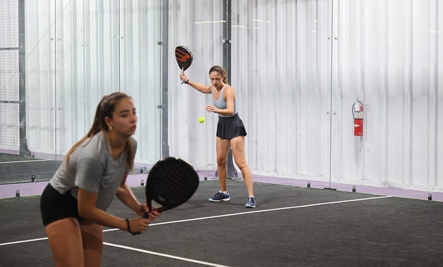Image 4: 60- Or 90-Minute Padel Private Lesson w/ Padel Racquet inlcuded