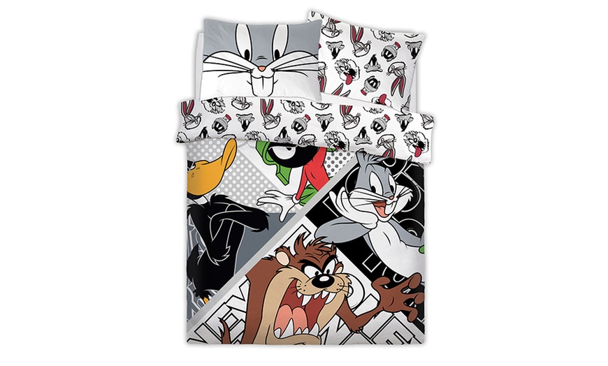 Image 3: Looney Tunes Duvet Set