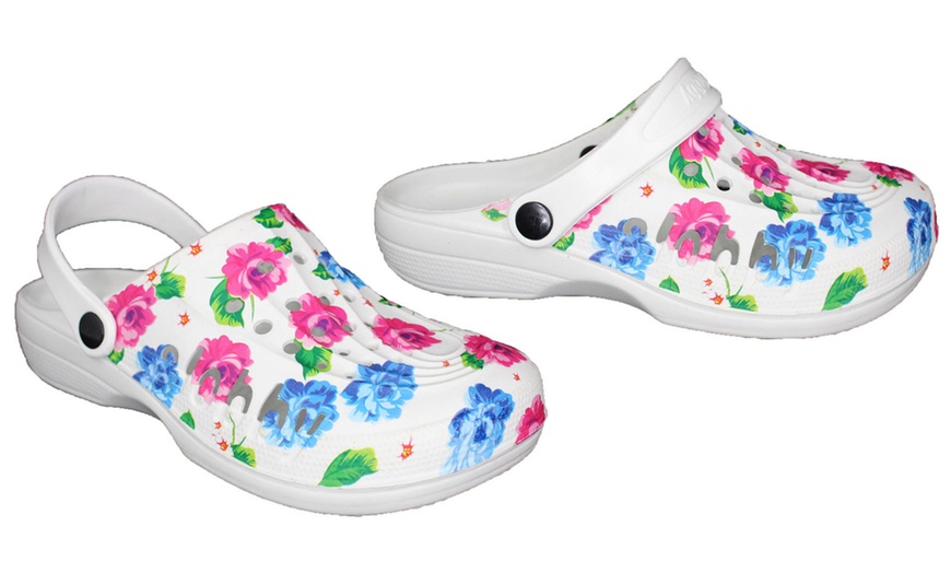 Image 12: Women's Floral Printed Clogs